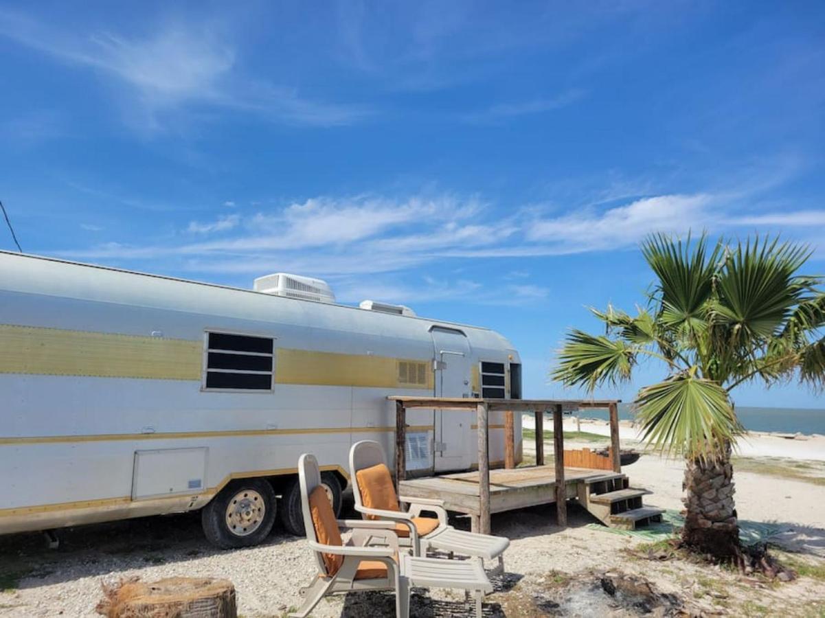 Maggie At The Beach - 1973 Vintage Rv Port Lavaca Esterno foto